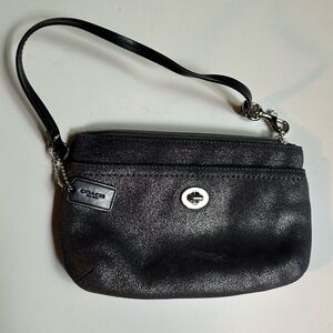 Vintage | Coach | Turnlock Wristlet/Clutch | Metallic Grey
